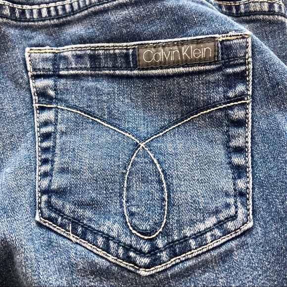 Calvin Klein Skinny Jeans Sz 27/4P (Item #123) - Picture 6 of 7